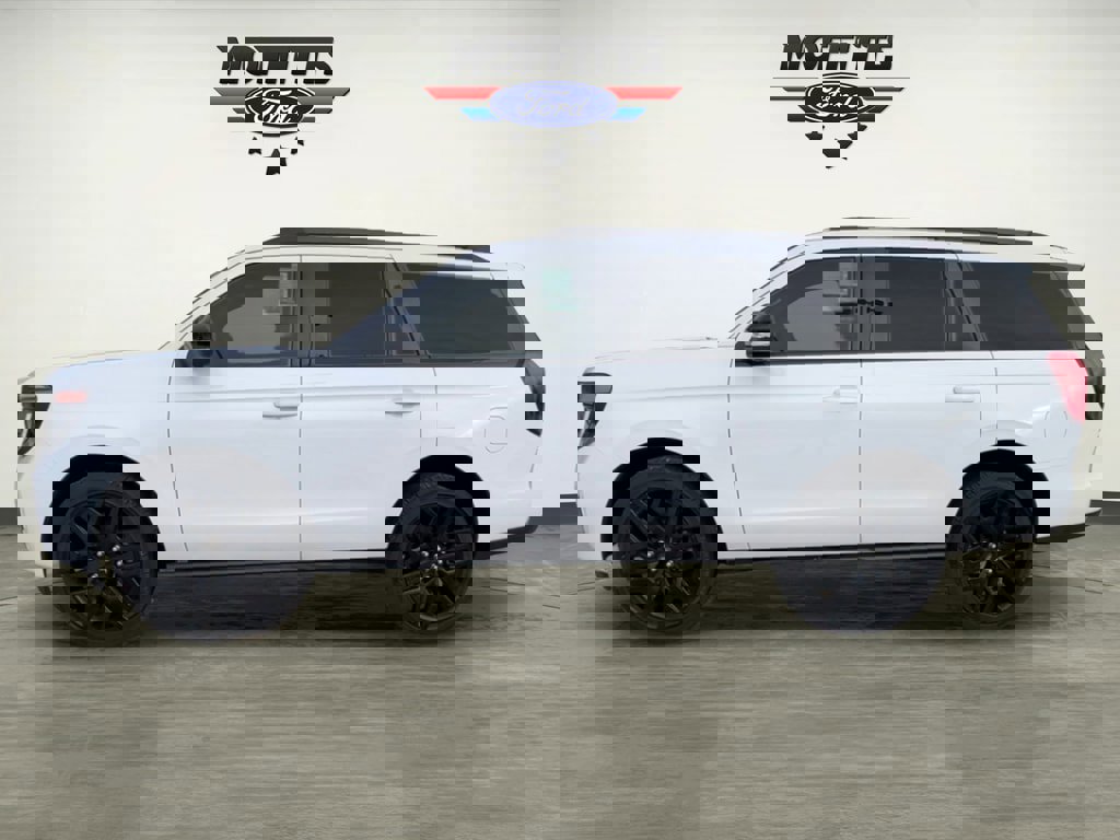 New 2026 Ford Expedition Platinum w/ Stealth Performance Package image 2