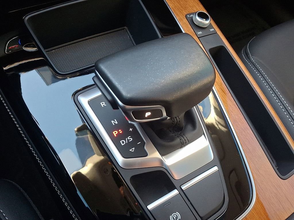 Certified 2023 Audi Q5 2.0T Premium Plus w/ Premium Plus Package image 16