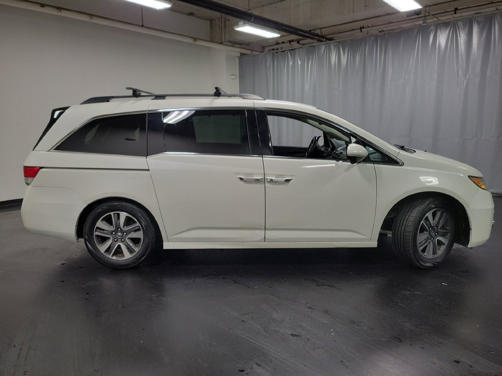 Used 2017 Honda Odyssey Touring image 9