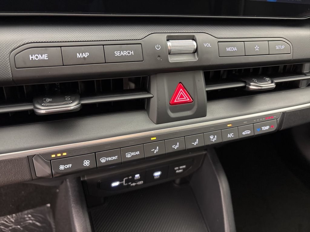 New 2026 Kia K4 FWD image 38