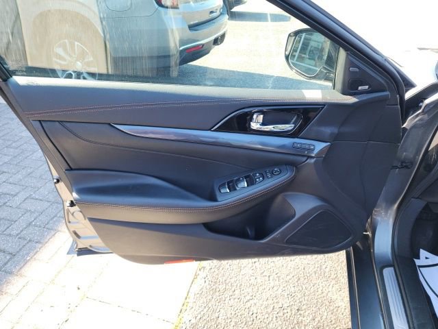 Used 2023 Nissan Maxima SR w/ Sport Mat Group image 21
