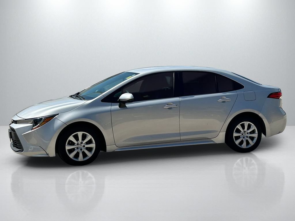 Used 2024 Toyota Corolla LE FWD image 8