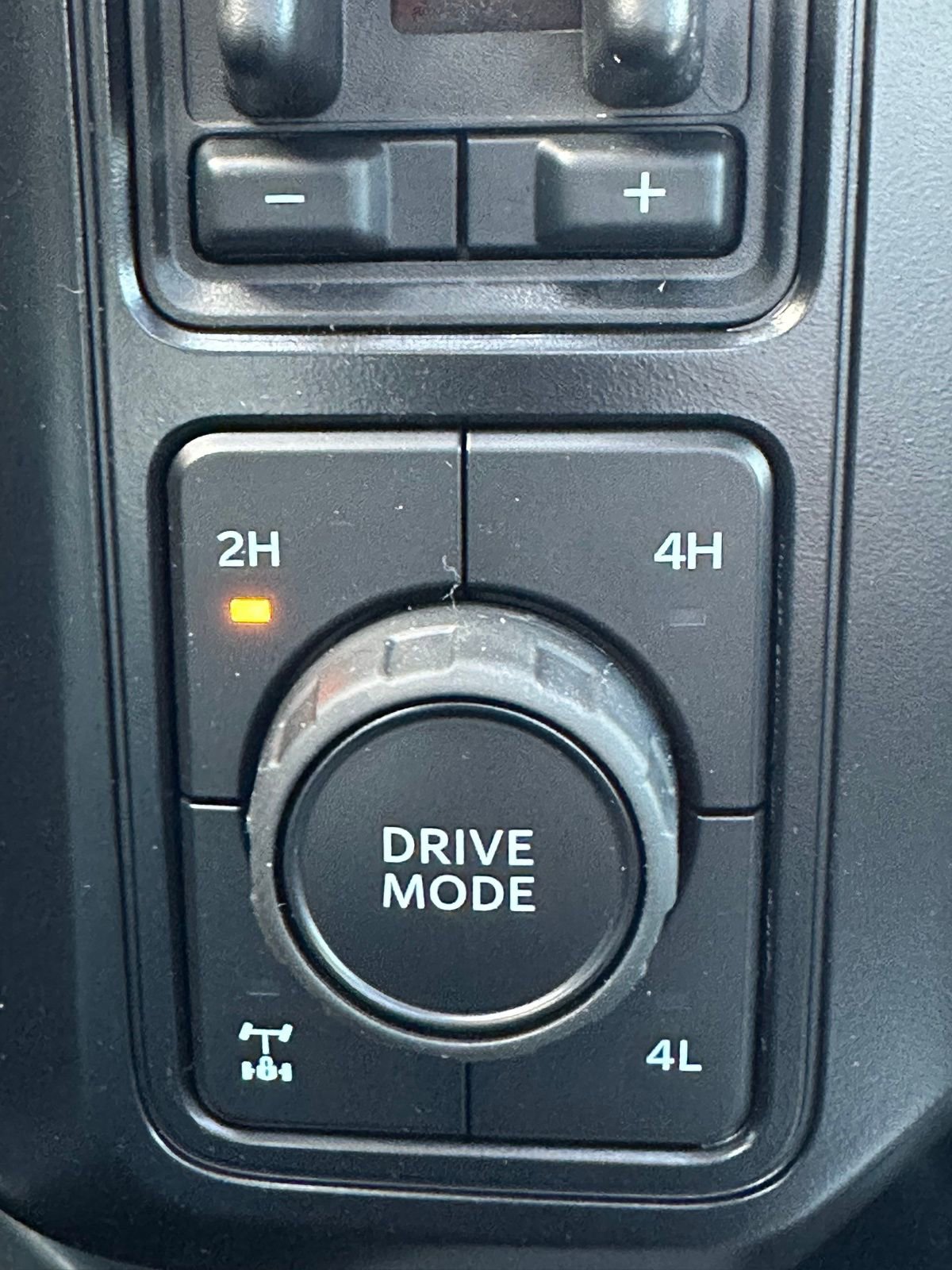 New 2025 Ford F350 Lariat w/ FX4 Off-Road Package image 20