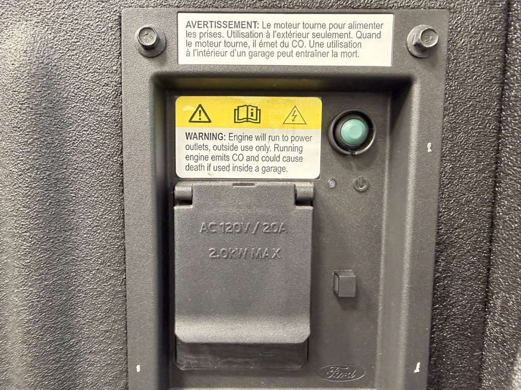 Used 2024 Ford F250 Platinum image 12