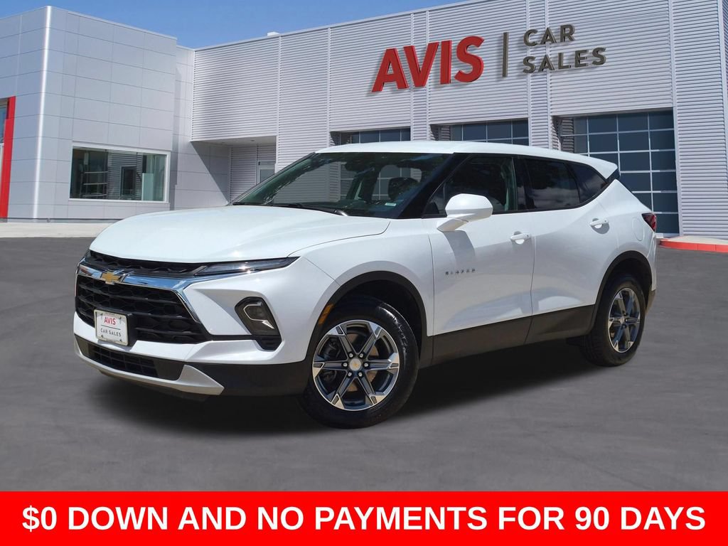 Used 2025 Chevrolet Blazer LT FWD image 1