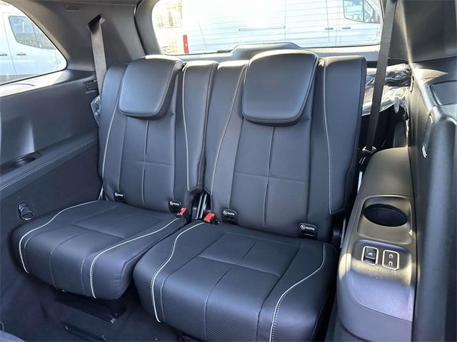 New 2026 Mercedes-Benz GLS 450 4MATIC image 33