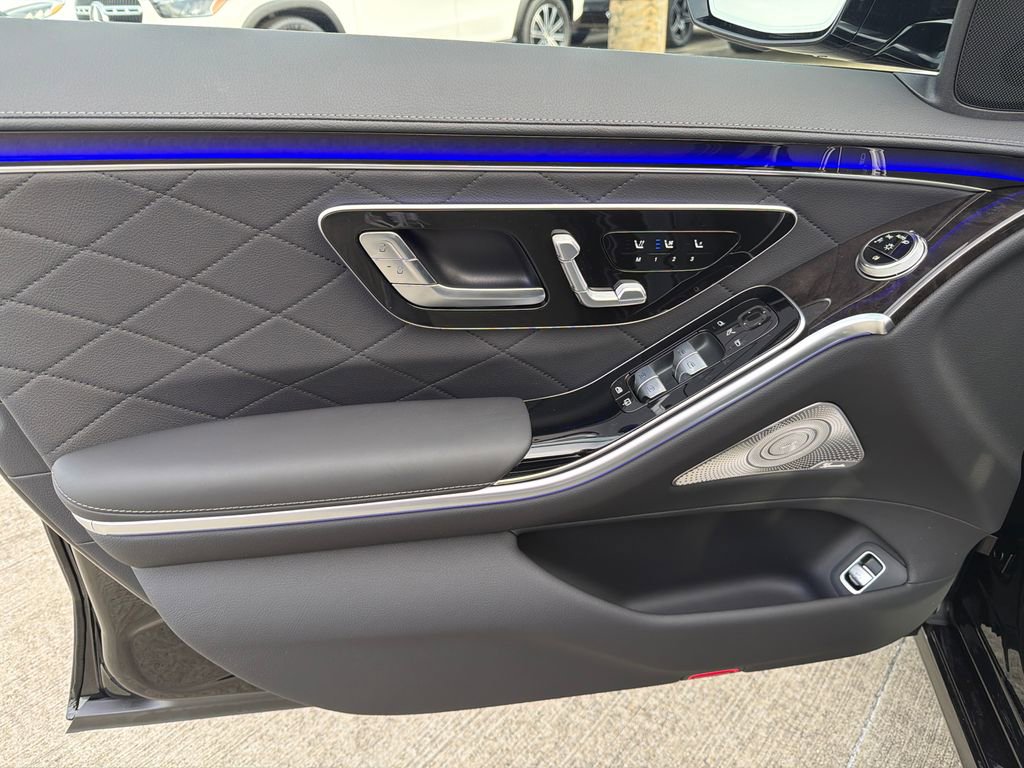 New 2026 Mercedes-Benz S 580 4MATIC Sedan image 10