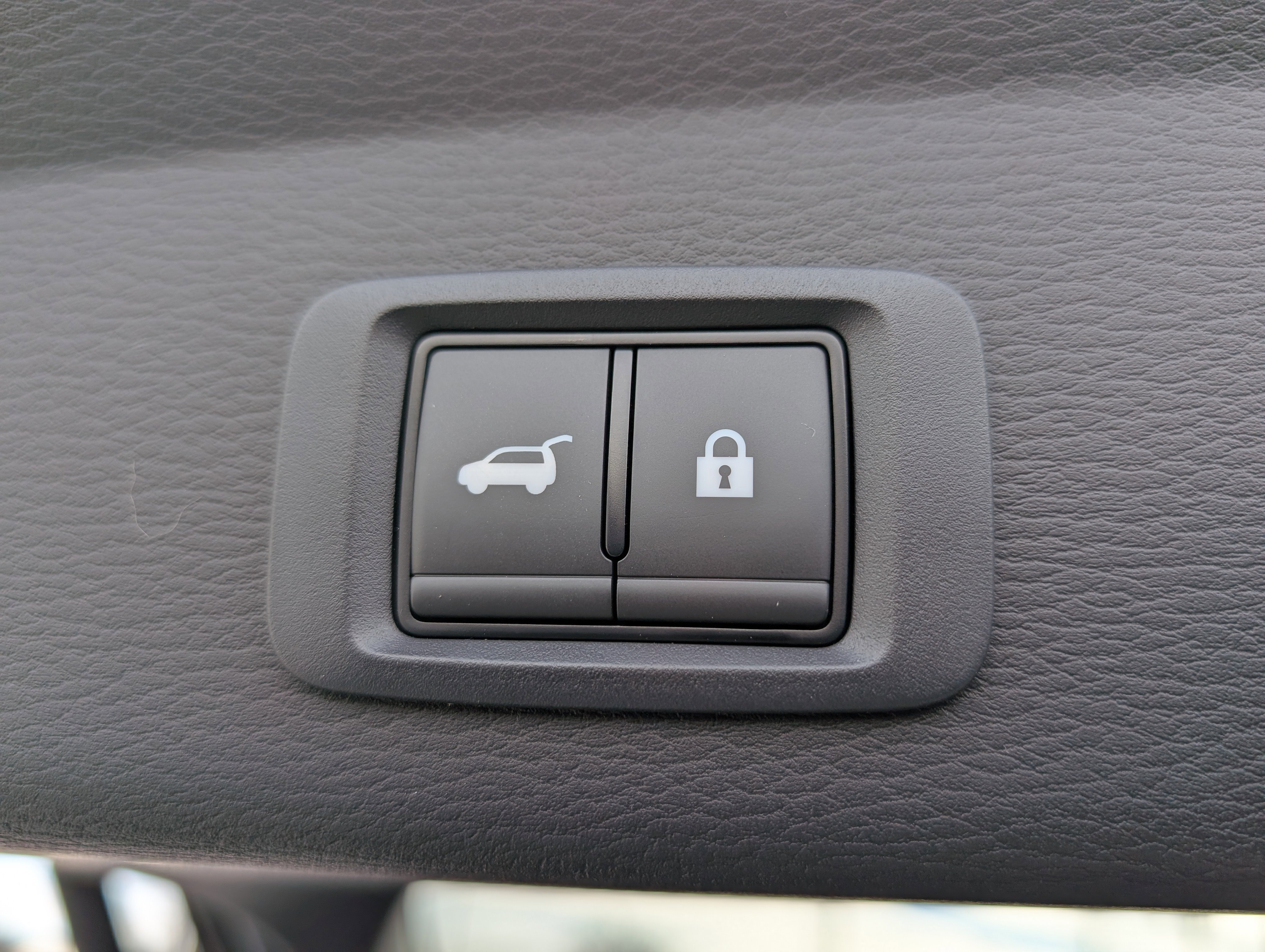 New 2026 Mitsubishi Outlander SEL image 14