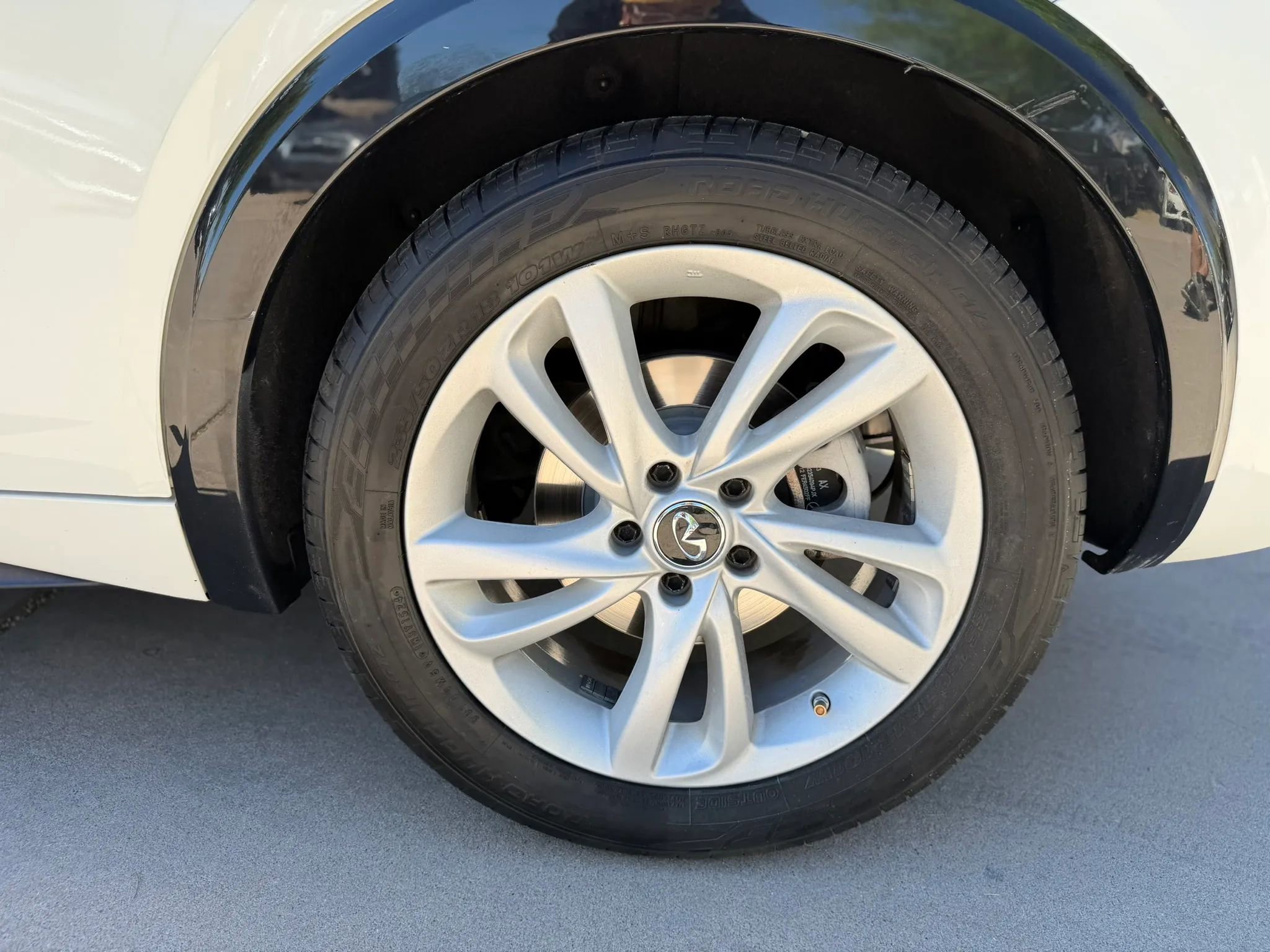 Used 2018 INFINITI QX30 image 30