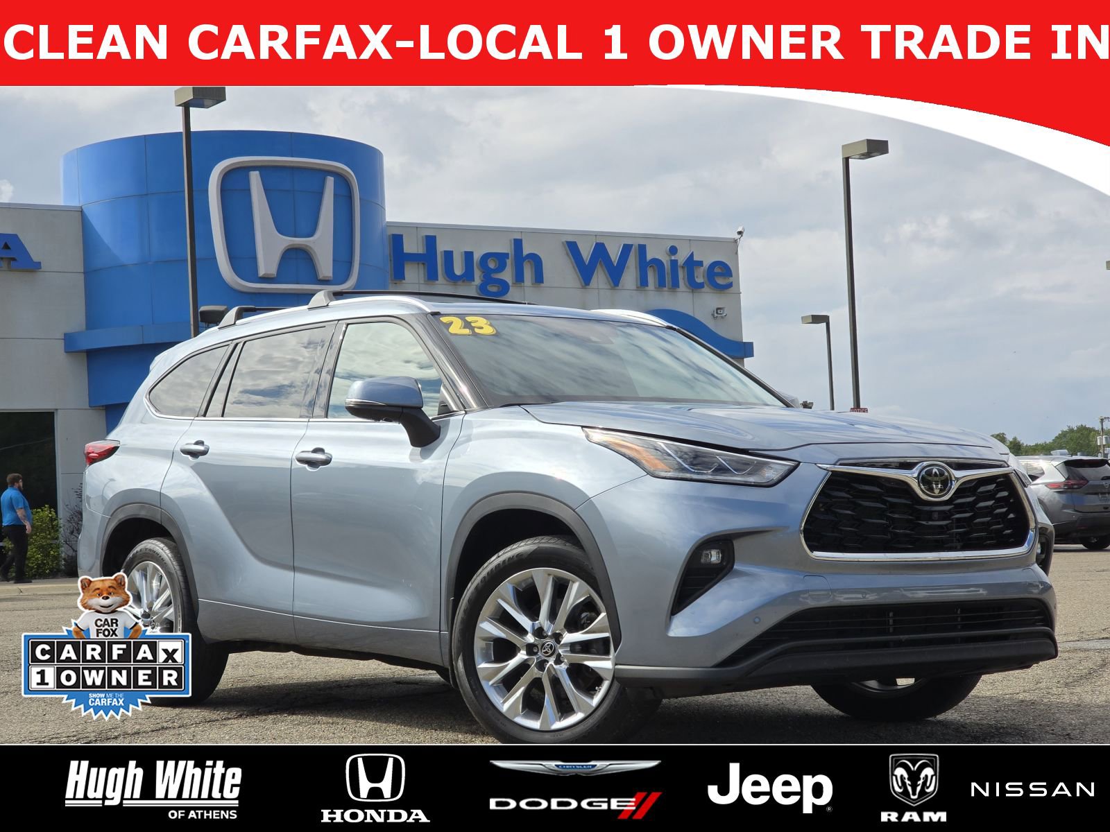 Used 2023 Toyota Highlander L image 1