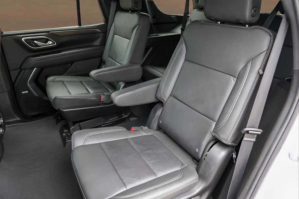 Used 2024 Chevrolet Tahoe LT AWD/4WD image 25