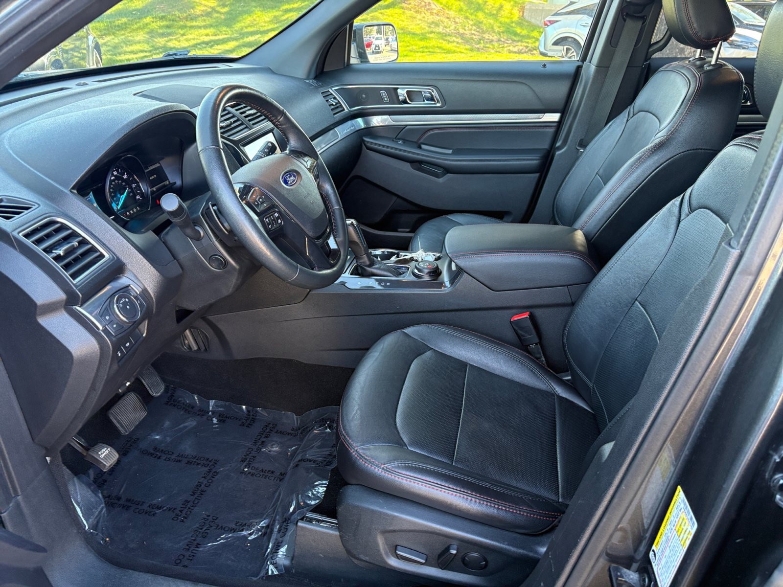 Used 2019 Ford Explorer Sport w/ Equipment Group 401A AWD/4WD image 14