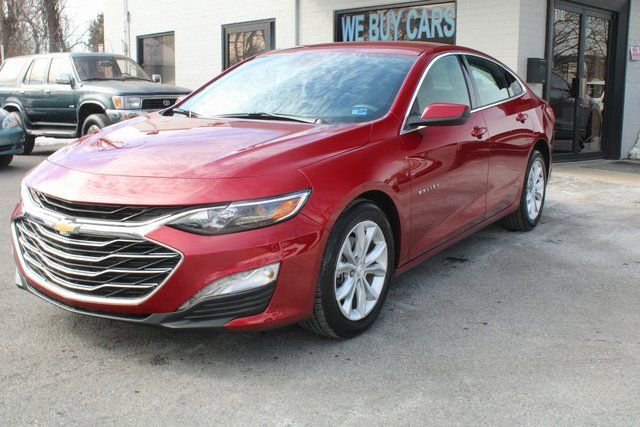 Used 2025 Chevrolet Malibu LT image 3