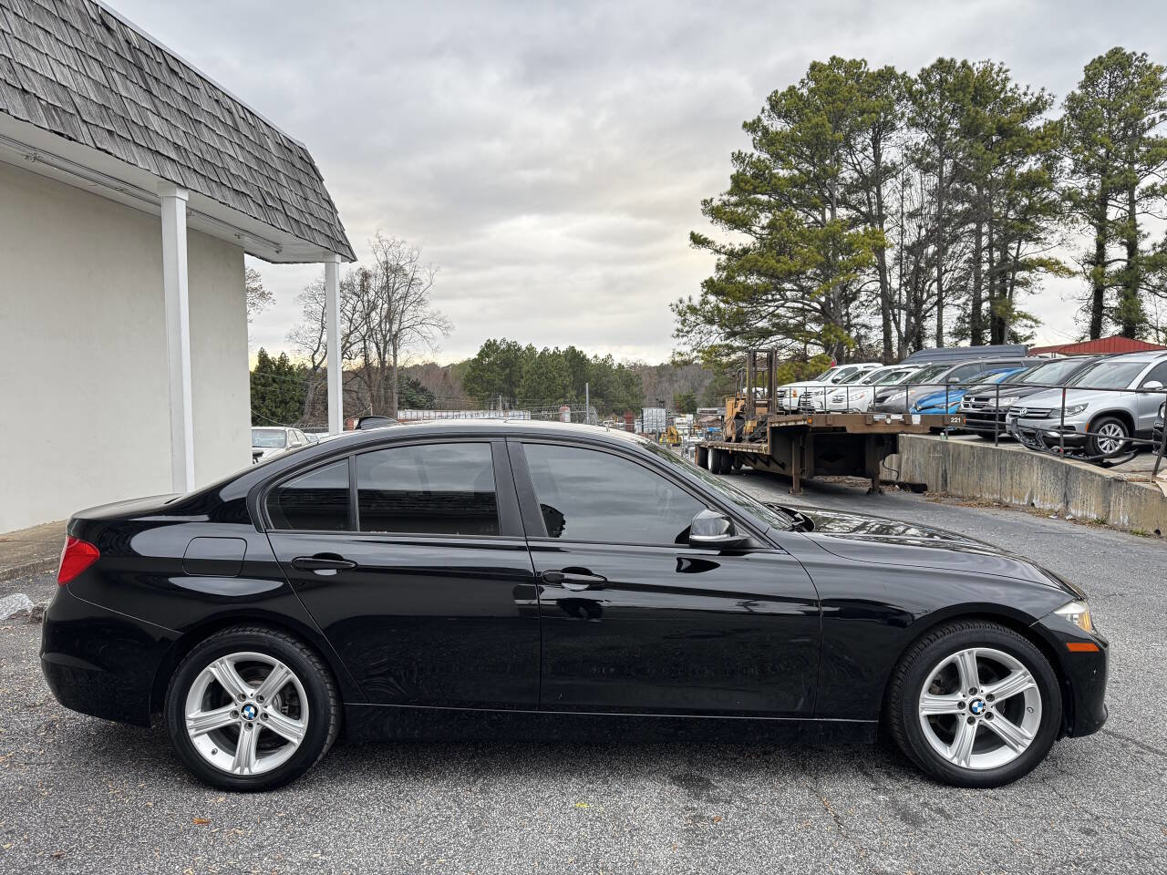 Used 2014 BMW 320i xDrive 320i xDrive AWD 4dr Sedan image 5