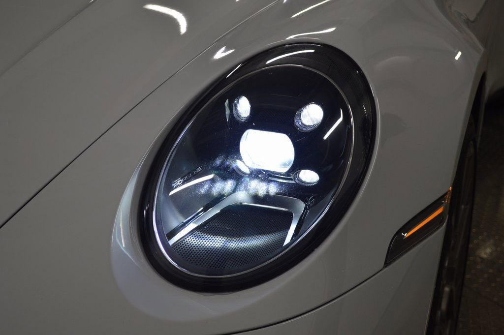 Certified 2022 Porsche 911 Carrera S RWD image 11