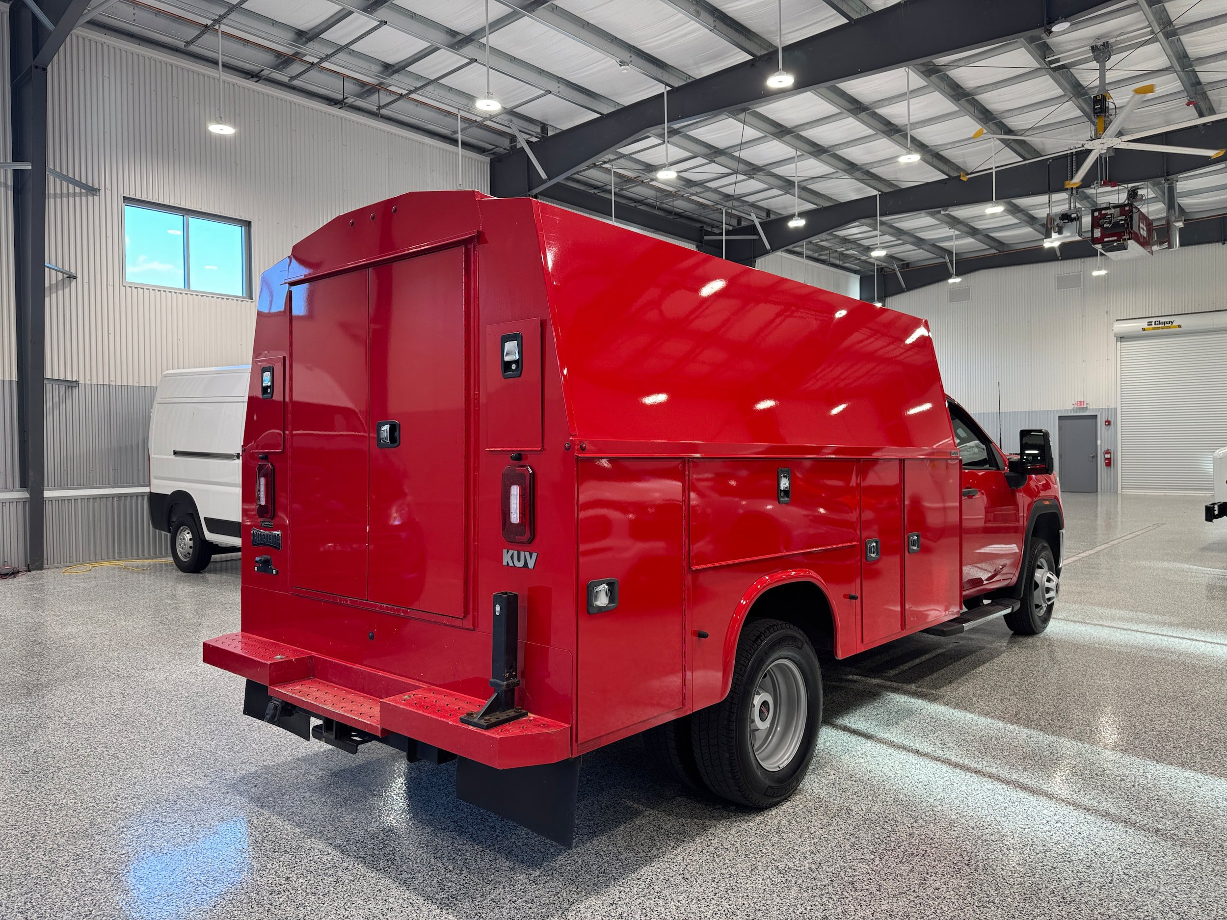 Used 2023 GMC Sierra 3500 Pro w/ Convenience Package AWD/4WD image 6