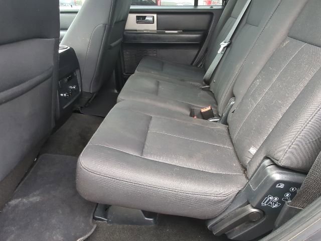 Used 2016 Ford Expedition XLT AWD/4WD image 22