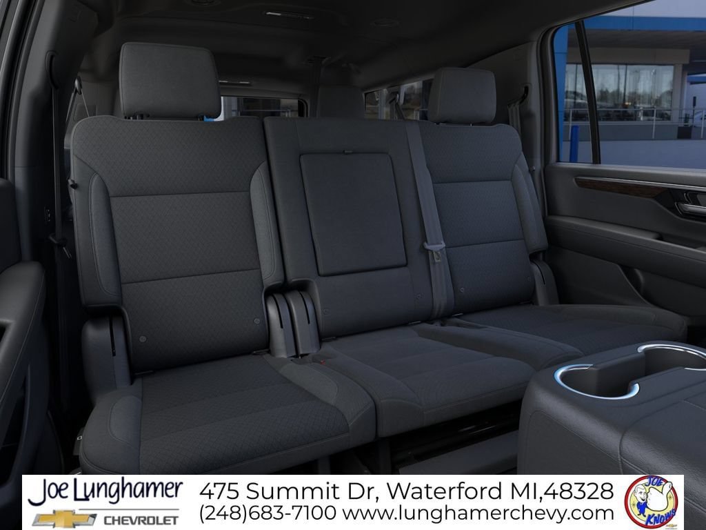 New 2026 Chevrolet Suburban LS w/ LS Custom Edition AWD/4WD image 17