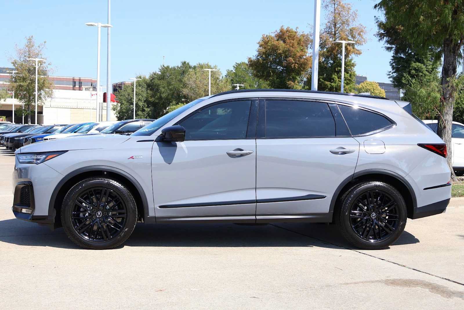 Certified 2026 Acura MDX A-Spec w/ Advance Package AWD/4WD image 3