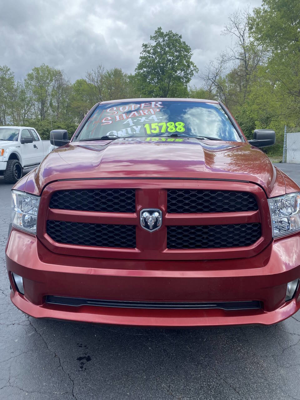 Used 2014 RAM 1500 Express AWD/4WD image 3