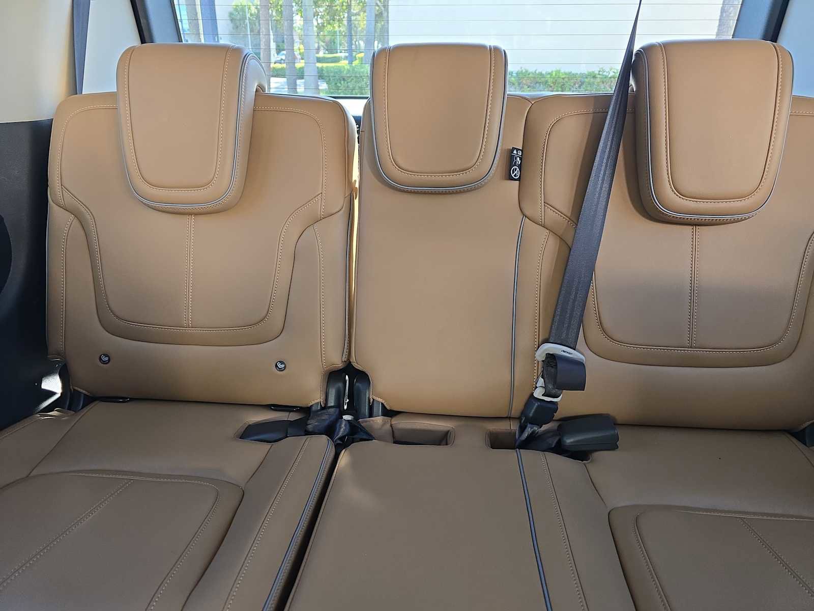 Certified 2025 INFINITI QX80 Sensory image 9