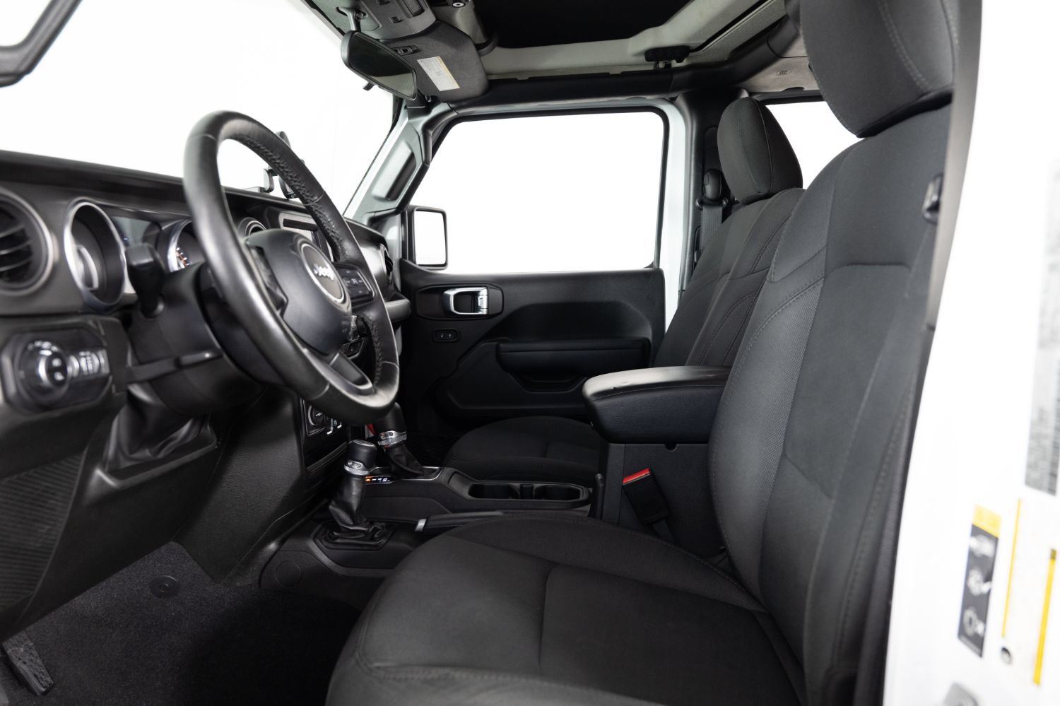 Used 2022 Jeep Gladiator Sport AWD/4WD image 14