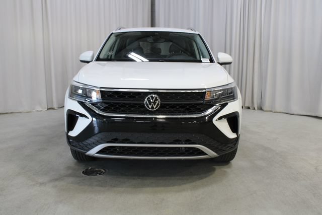 Used 2024 Volkswagen Taos SE AWD/4WD image 36