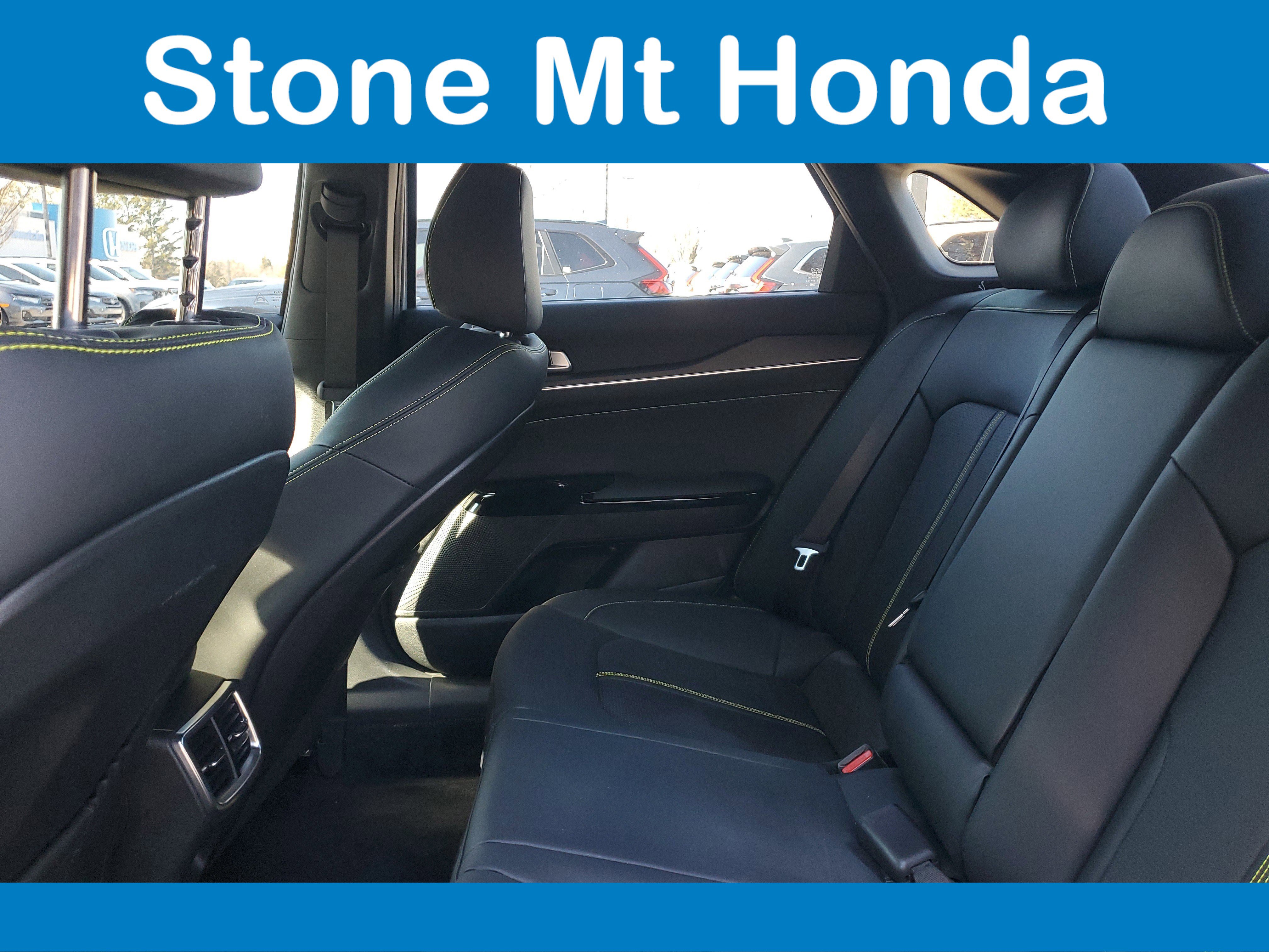 Used 2025 Kia K5 GT image 9