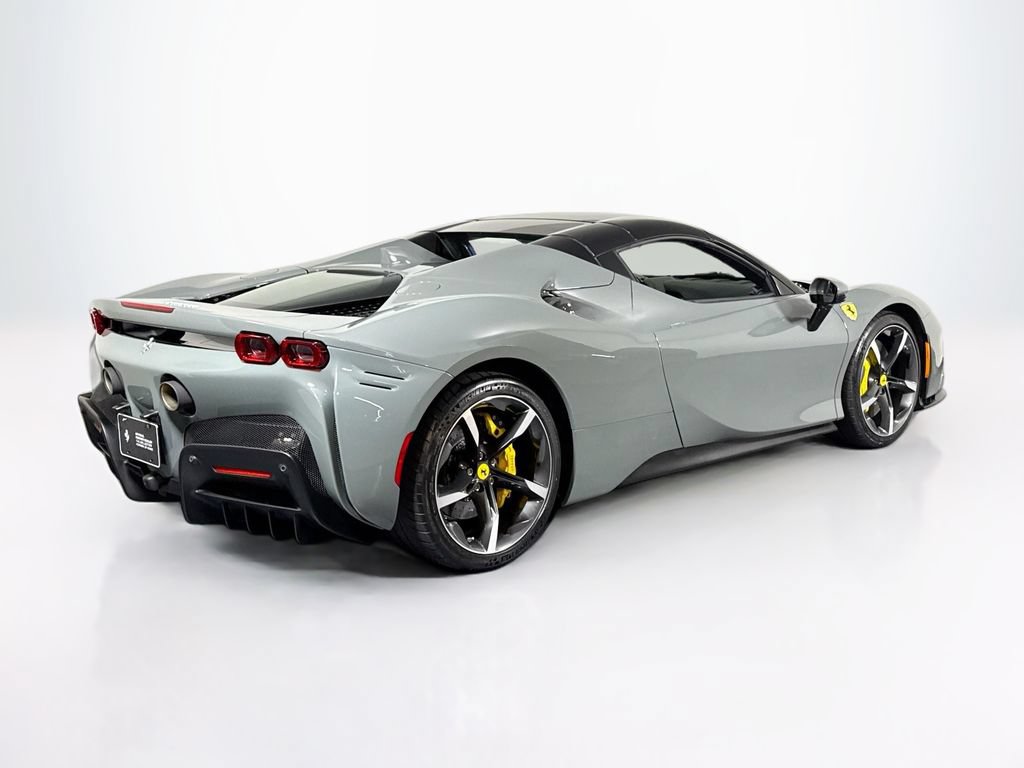 Used 2025 Ferrari SF90 Spider AWD/4WD image 9