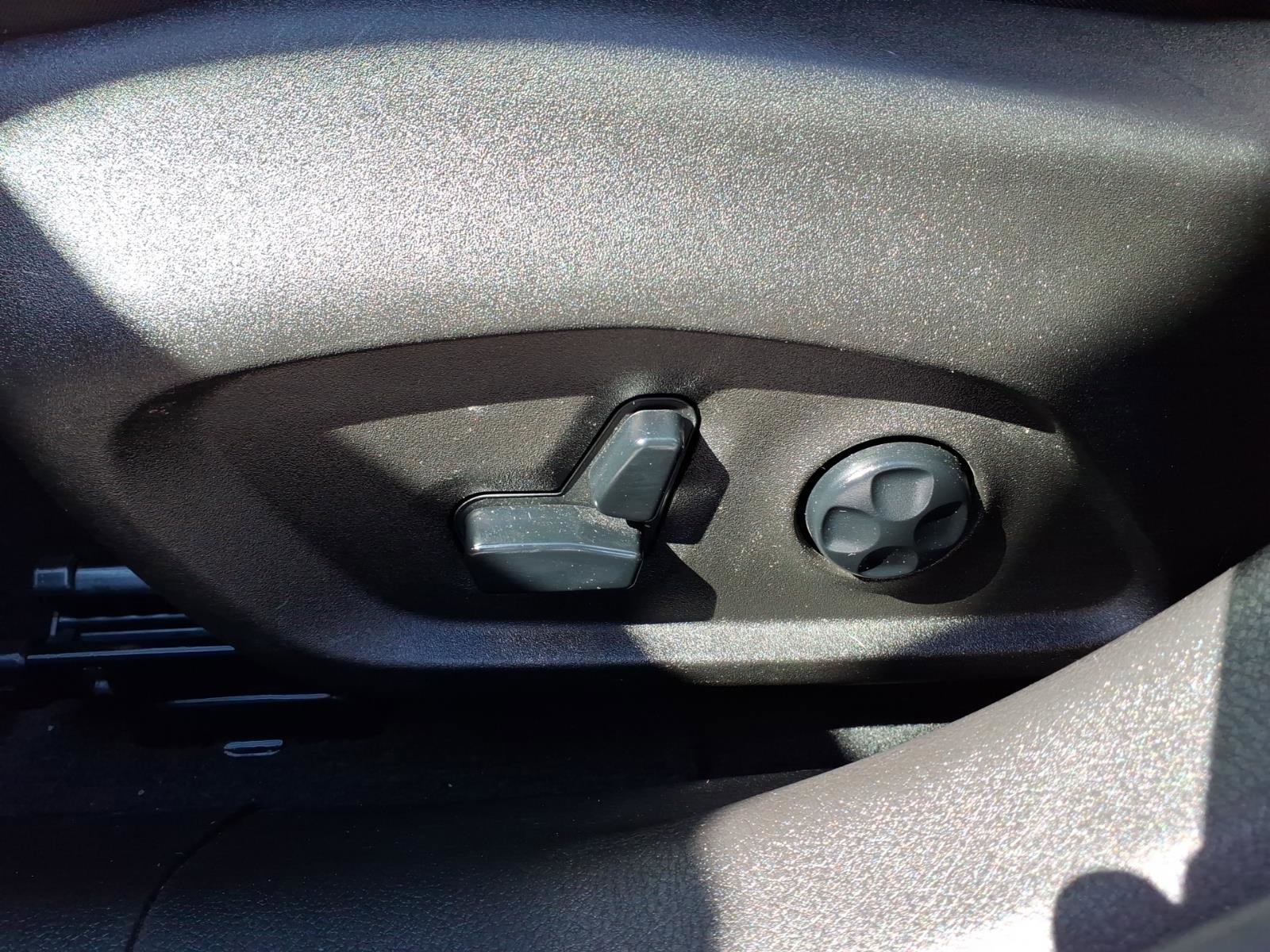 Certified 2021 Jeep Renegade Limited image 19