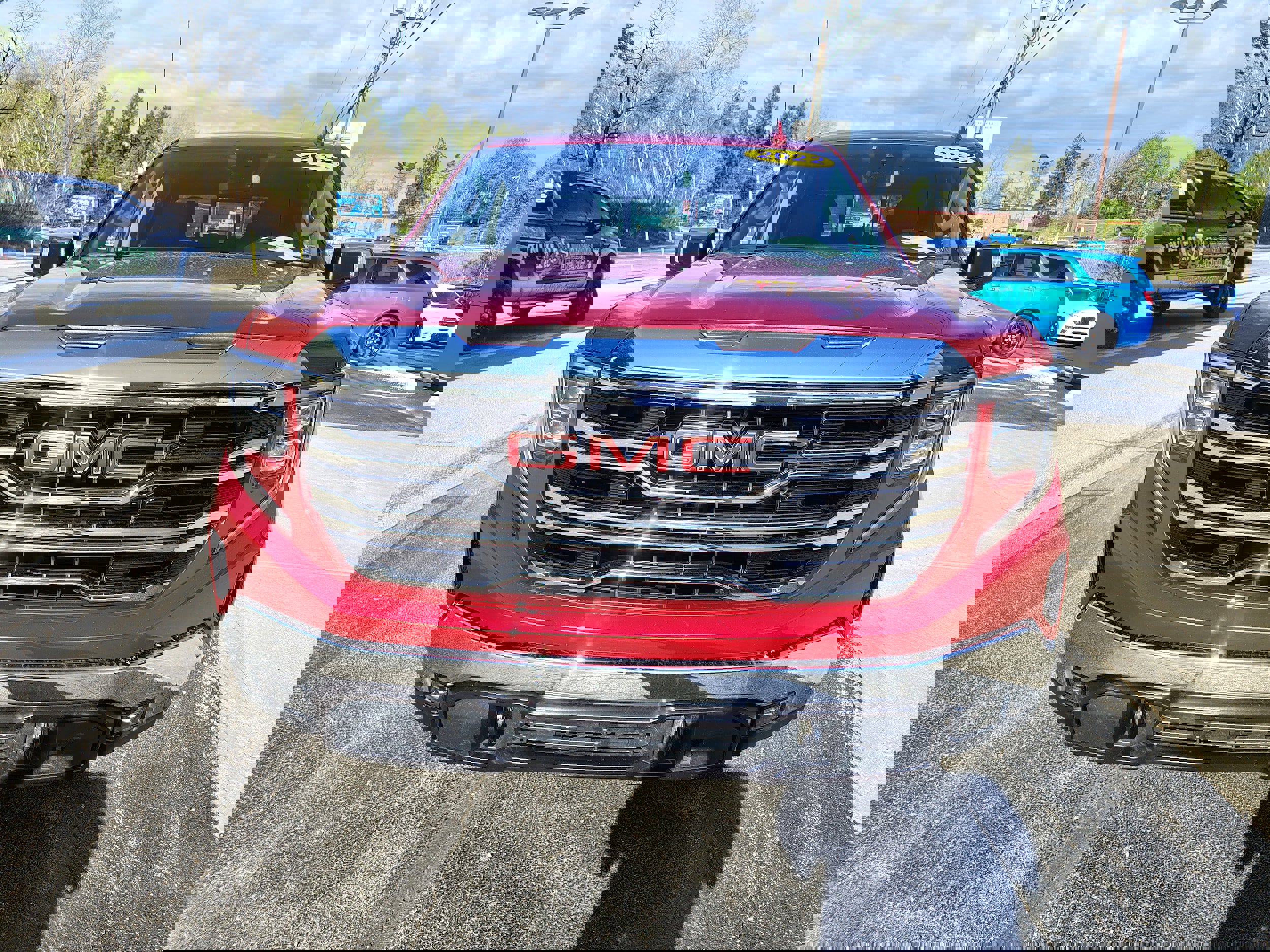 Used 2022 GMC Sierra 1500 SLT w/ SLT Convenience Package AWD/4WD image 3