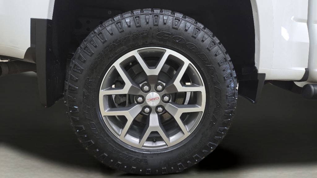Used 2022 GMC Canyon AT4 w/ Trailering Package image 35