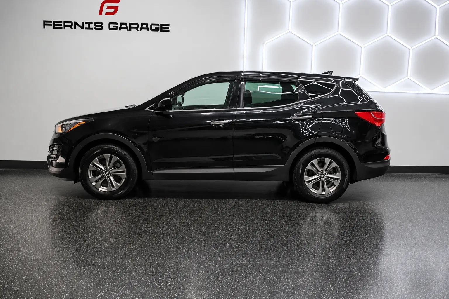 Used 2016 Hyundai Santa Fe Sport FWD image 11