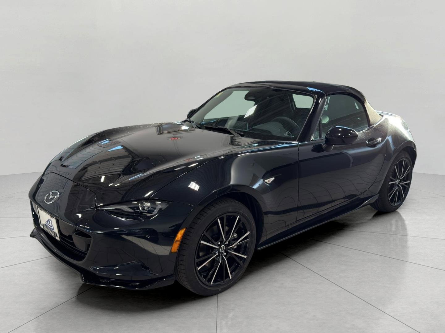 New 2025 MAZDA MX-5 Miata Grand Touring w/ Appearance Package image 3