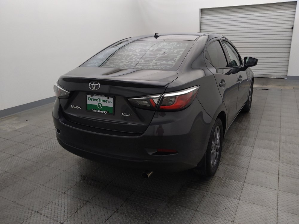 Used 2019 Toyota Yaris XLE FWD image 7
