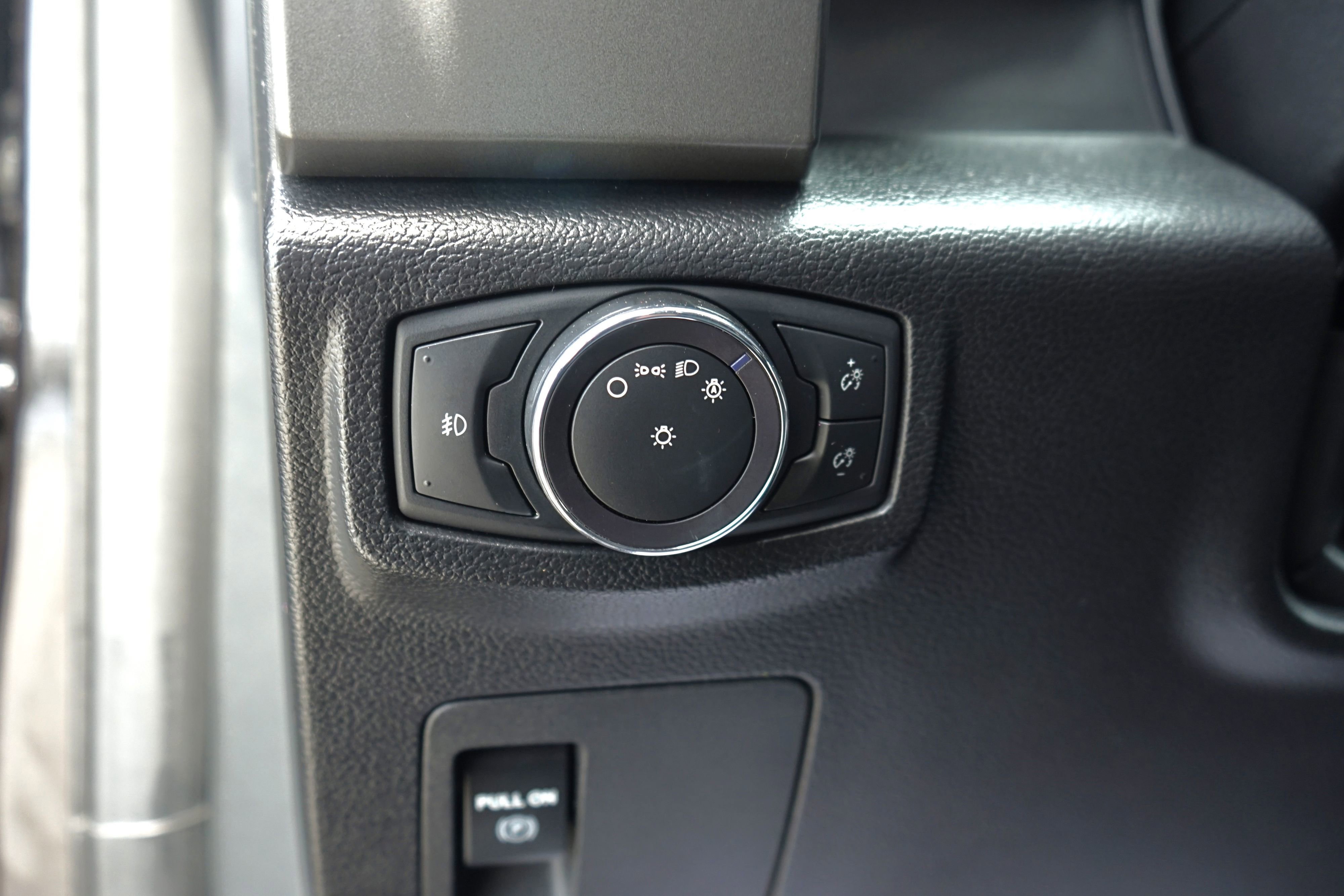 Used 2021 Ford Expedition Max XLT AWD/4WD image 12