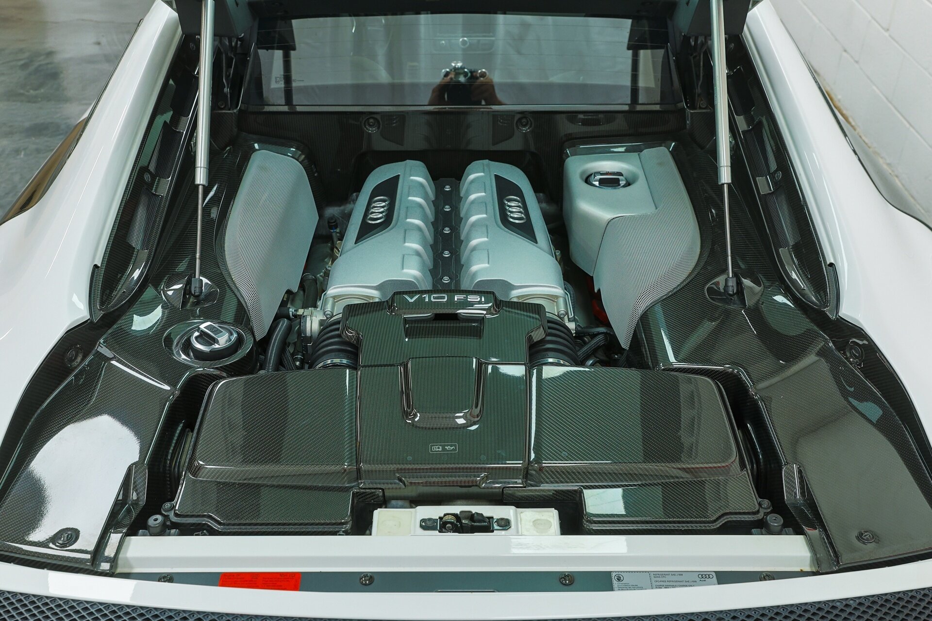 Used 2014 Audi R8 V10 AWD/4WD image 29