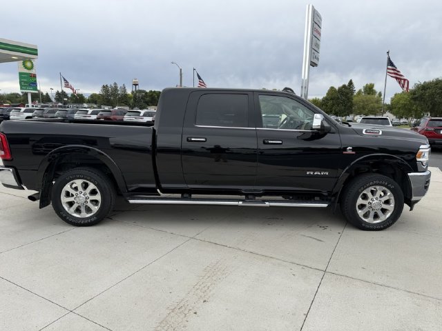 Used 2022 RAM 3500 Laramie AWD/4WD image 9