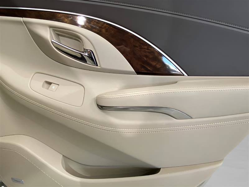 Used 2014 Buick LaCrosse Premium image 13