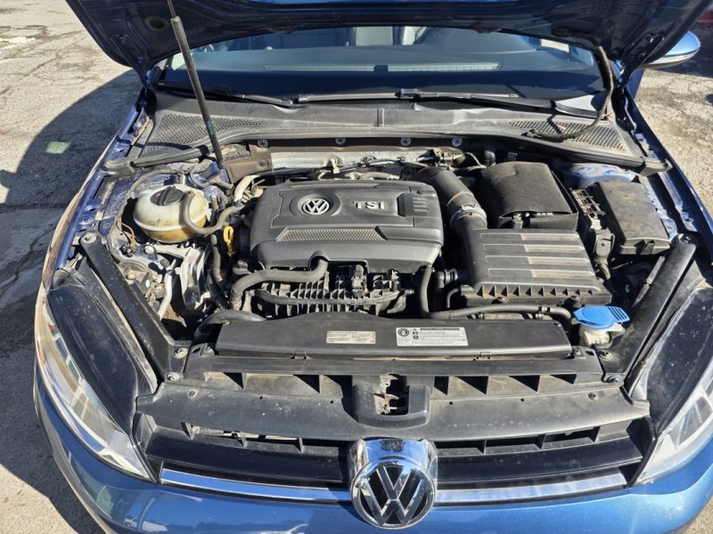Used 2015 Volkswagen Golf SEL image 31