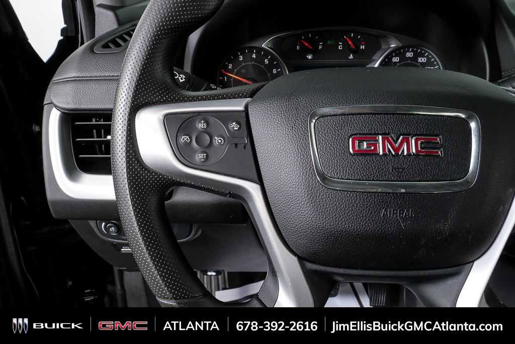 Used 2024 GMC Terrain SLE image 9