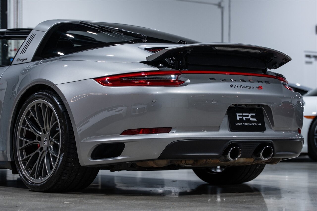 Used 2017 Porsche 911 Targa 4S AWD/4WD image 19