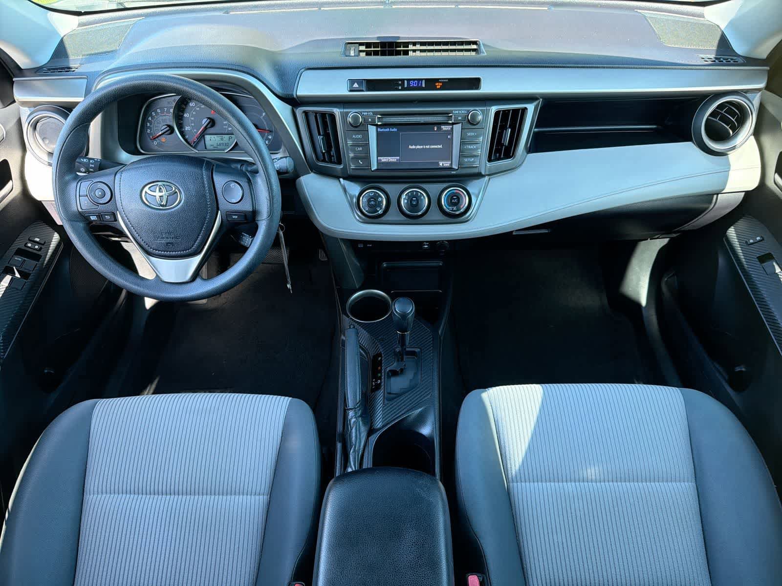 Used 2015 Toyota RAV4 LE AWD/4WD image 16