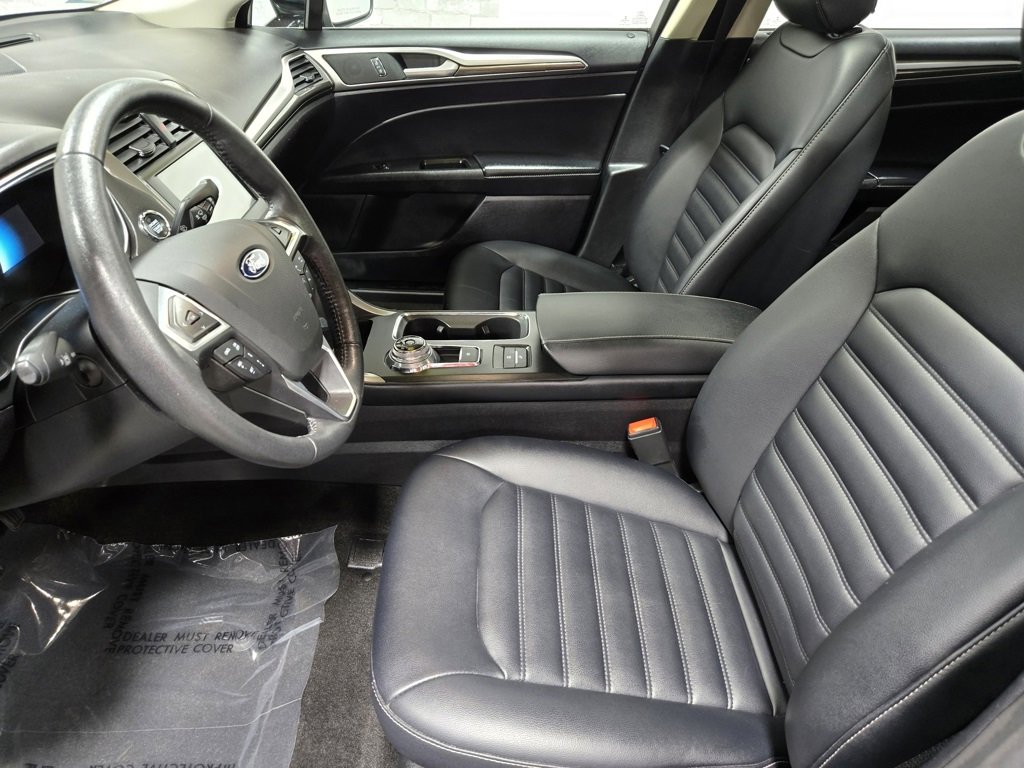 Used 2019 Ford Fusion SEL image 10
