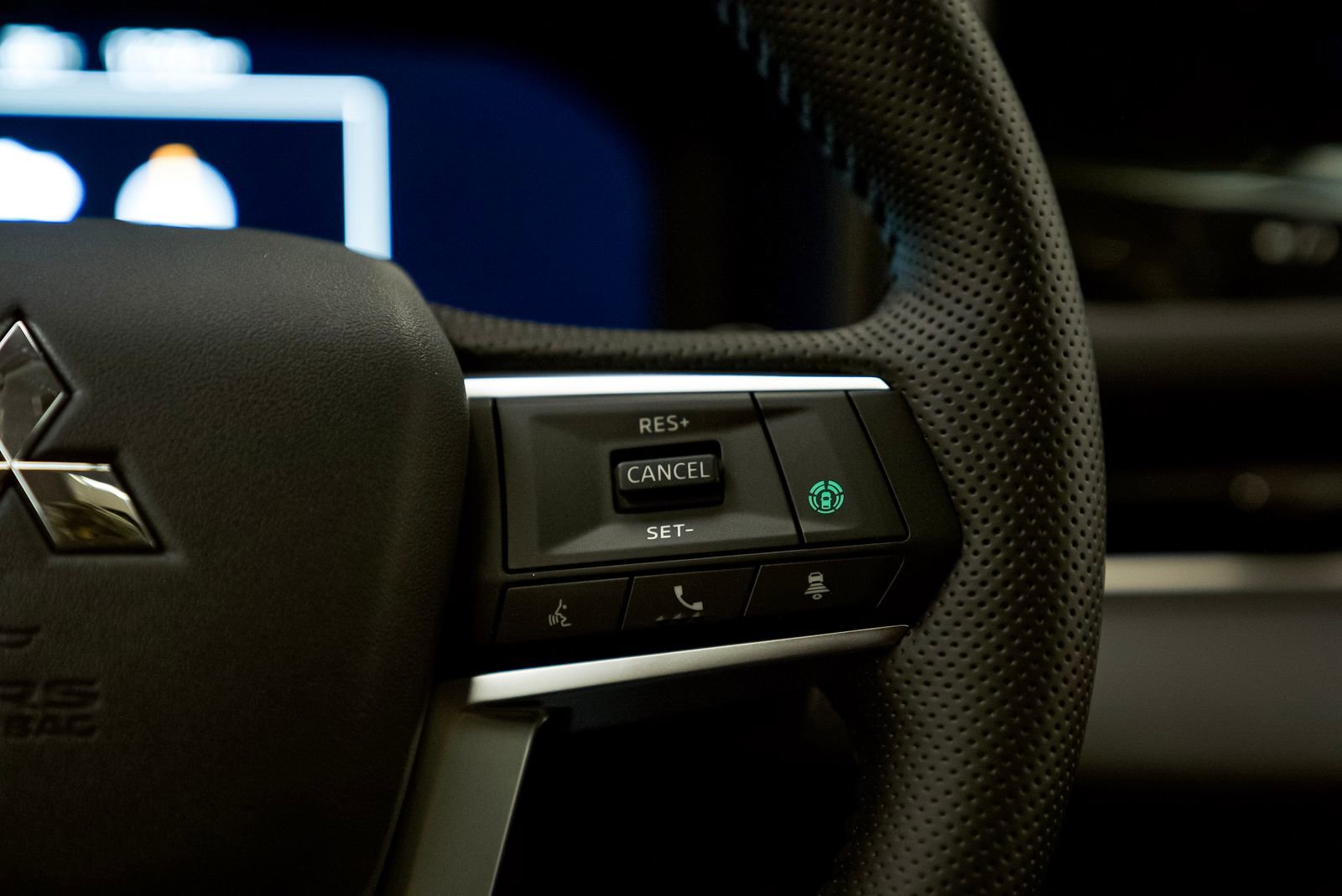 Used 2025 Mitsubishi Outlander SEL AWD/4WD image 21