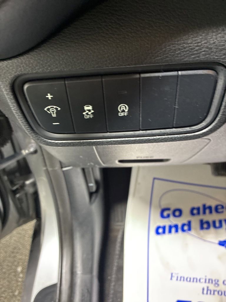 Used 2024 Kia Soul LX w/ Option Group 015 image 12