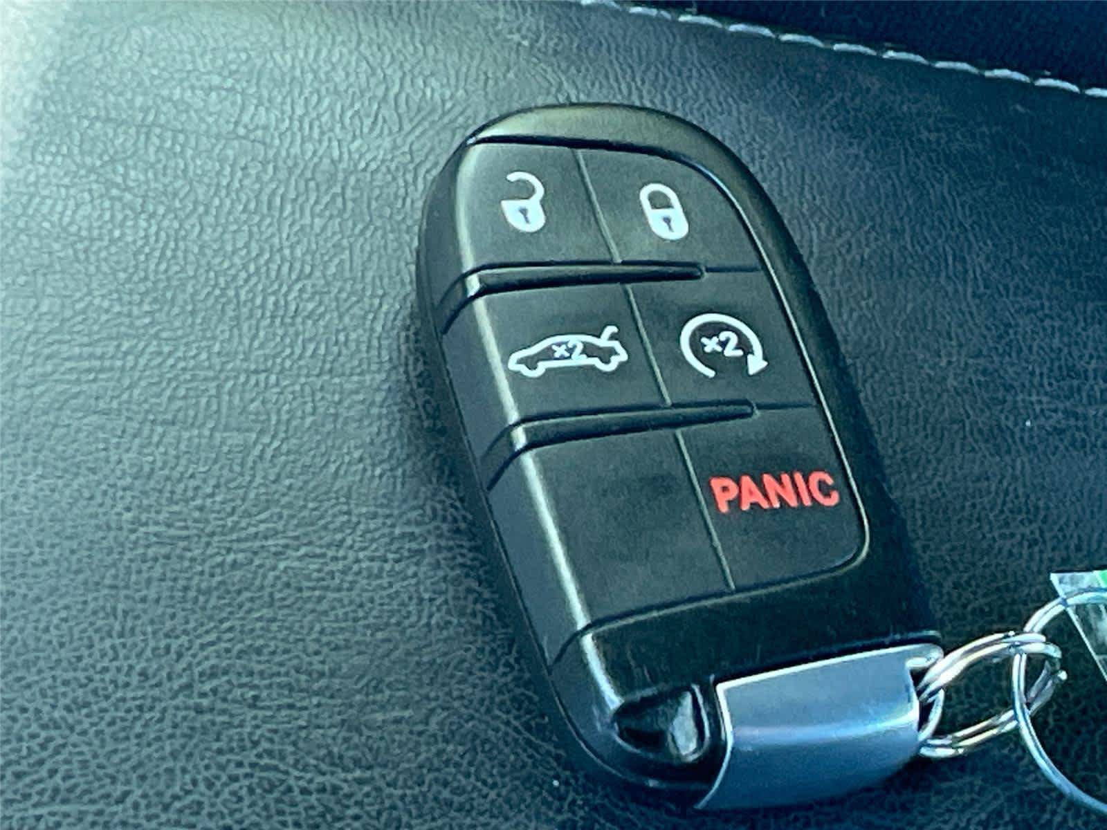 Used 2019 Dodge Charger SXT w/ Cold Weather Package AWD/4WD image 20