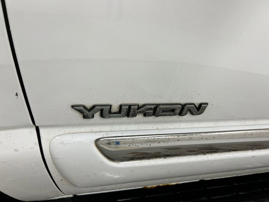 Used 2004 GMC Yukon SLT w/ 1SD Preferred Equipment Group image 25