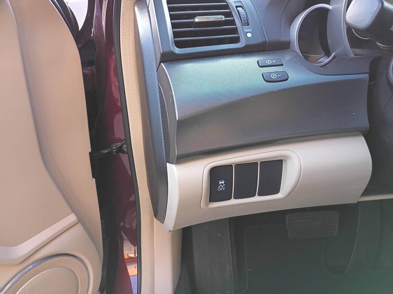 Used 2012 Acura TL FWD image 21