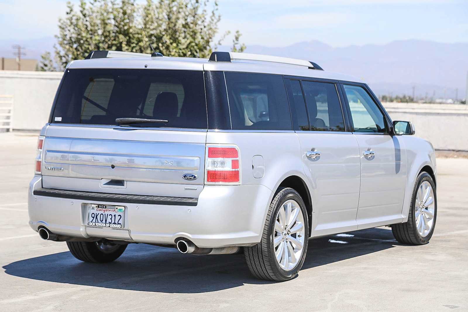 Used 2019 Ford Flex Limited AWD/4WD image 5